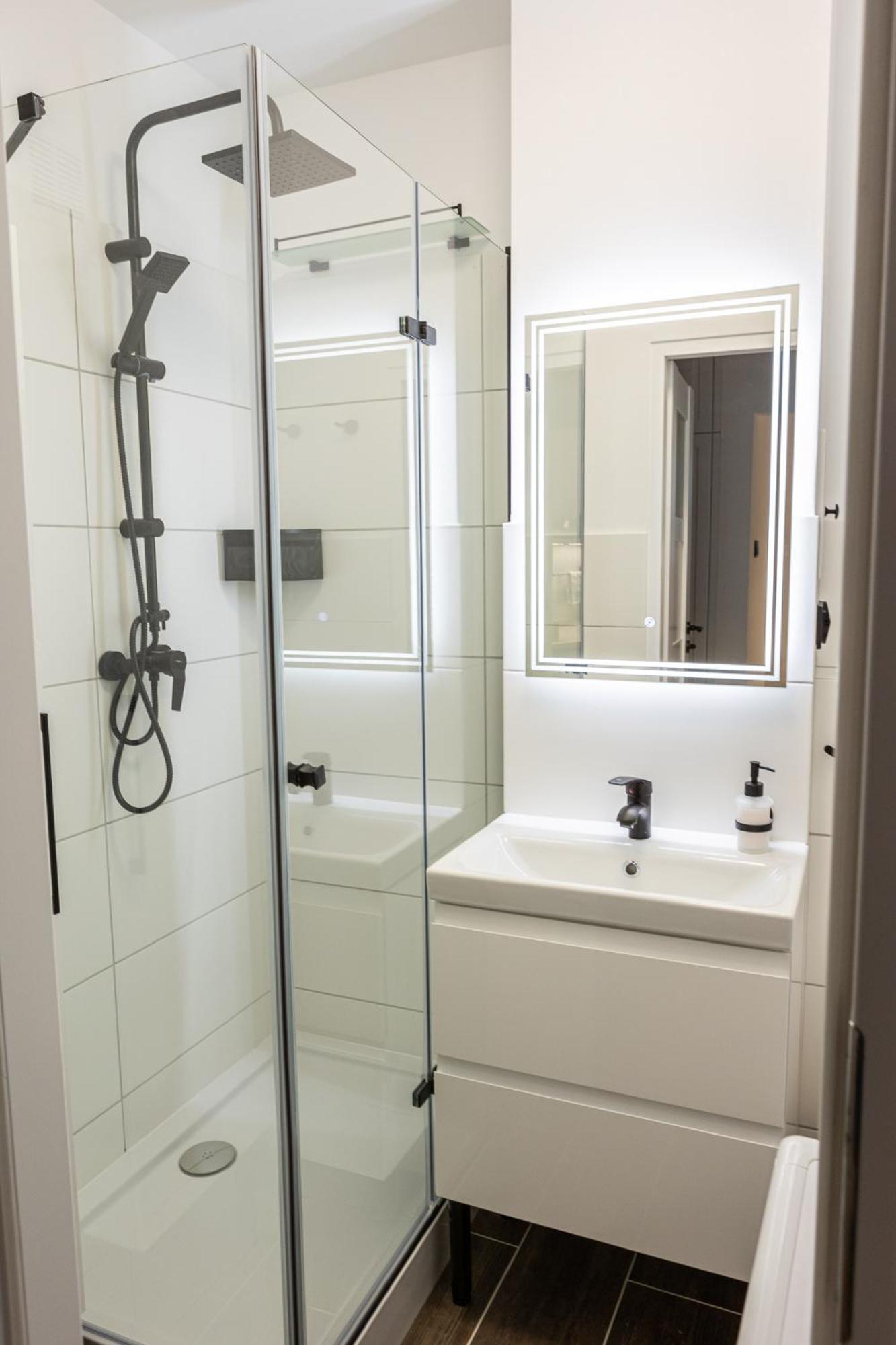 Book A Book Citycenter #self Check-in Apartment Warschau